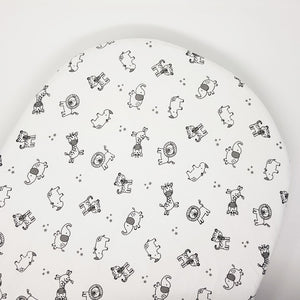 little acorn | Moses Basket Fitted Sheet - African Animals