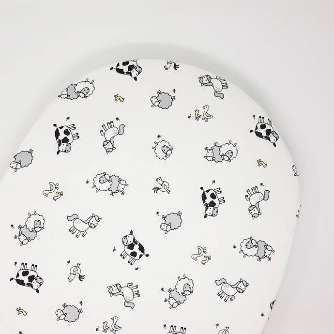 little acorn | Moses Basket Farmyard Cot Fitted Sheet - Babes & Kids Cot Baby Bedding