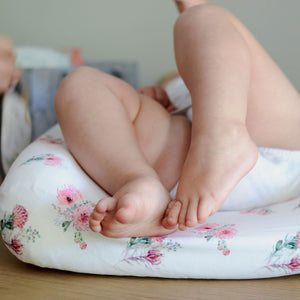 Moegs & Me | 2 in 1 Moses Basket Fitted Sheet / Changing Mat Cover - Pincushion Protea