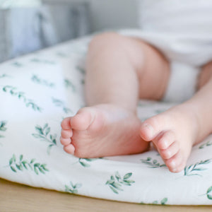 Moegs & Me | 2 in 1 Moses Basket Fitted Sheet / Changing Mat Cover - Sage Leaf