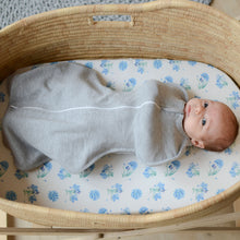 Moegs & Me | 2 in 1 Moses Basket Fitted Sheet / Changing Mat Cover - Agapanthus